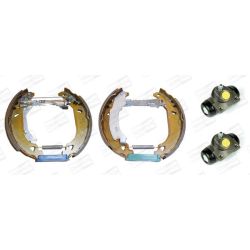 Stabdžių trinkelių komplektas CHAMPION 381347CH