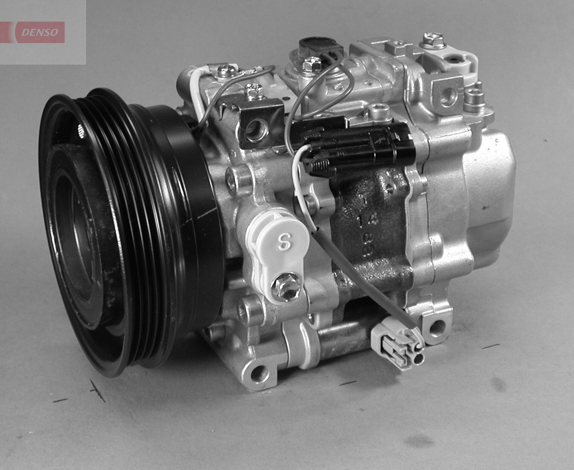 Kompresorius, oro kondicionierius DENSO DCP09015