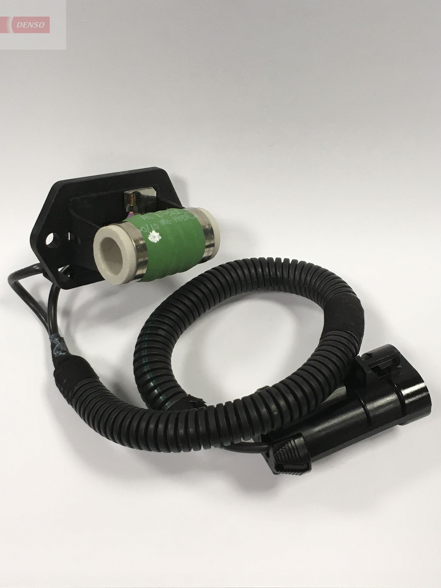 Pirminė varža, elekt. variklis (radiatoriaus ventiliatorius) DENSO DRS09007