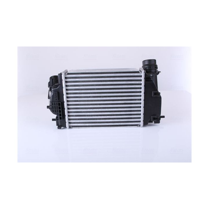 Tarpinis suslėgto oro aušintuvas, kompresorius NISSENS 961121