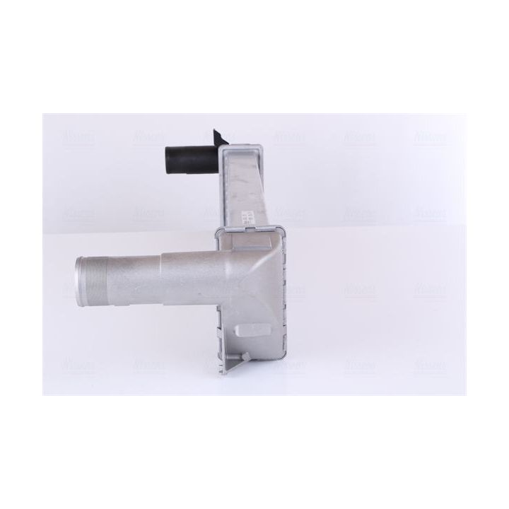 Tarpinis suslėgto oro aušintuvas, kompresorius NISSENS 961425