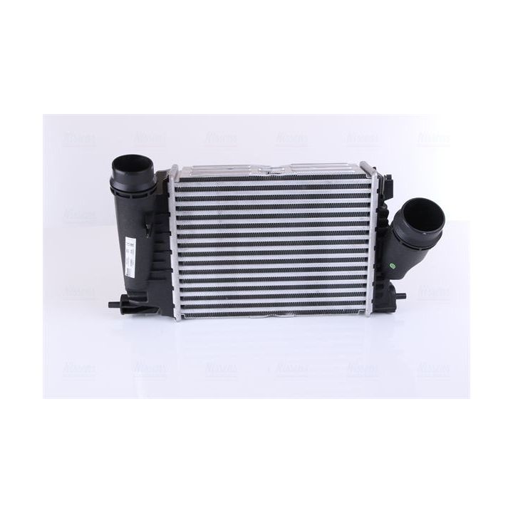 Tarpinis suslėgto oro aušintuvas, kompresorius NISSENS 961429