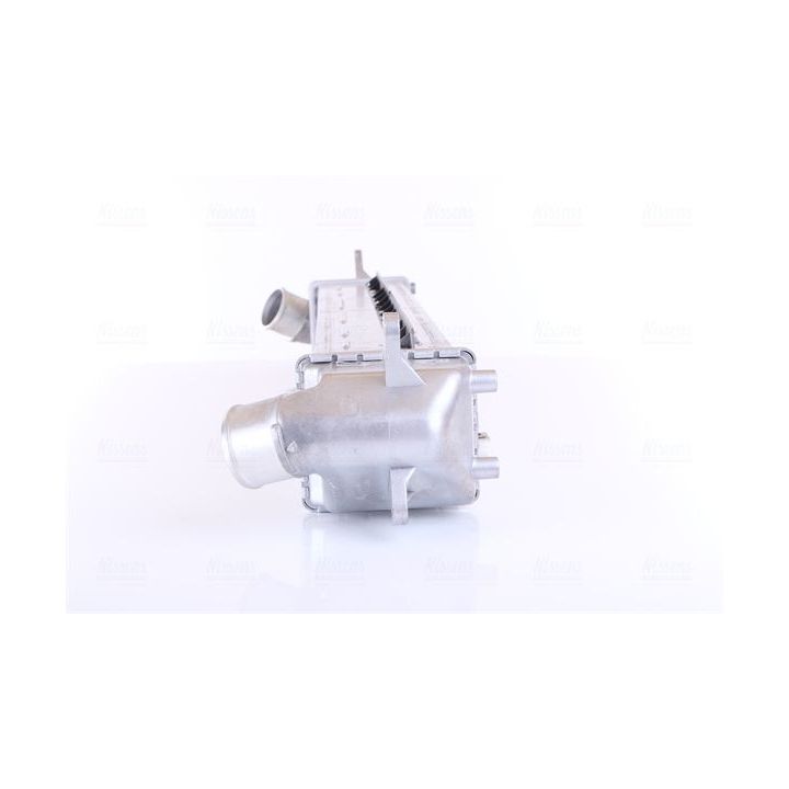 Tarpinis suslėgto oro aušintuvas, kompresorius NISSENS 961490