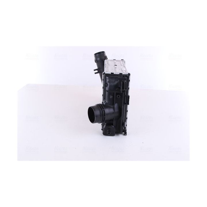 Tarpinis suslėgto oro aušintuvas, kompresorius NISSENS 961521