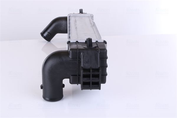 Tarpinis suslėgto oro aušintuvas, kompresorius NISSENS 96215