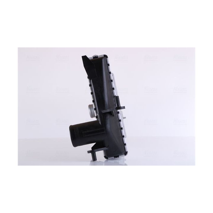 Tarpinis suslėgto oro aušintuvas, kompresorius NISSENS 96225