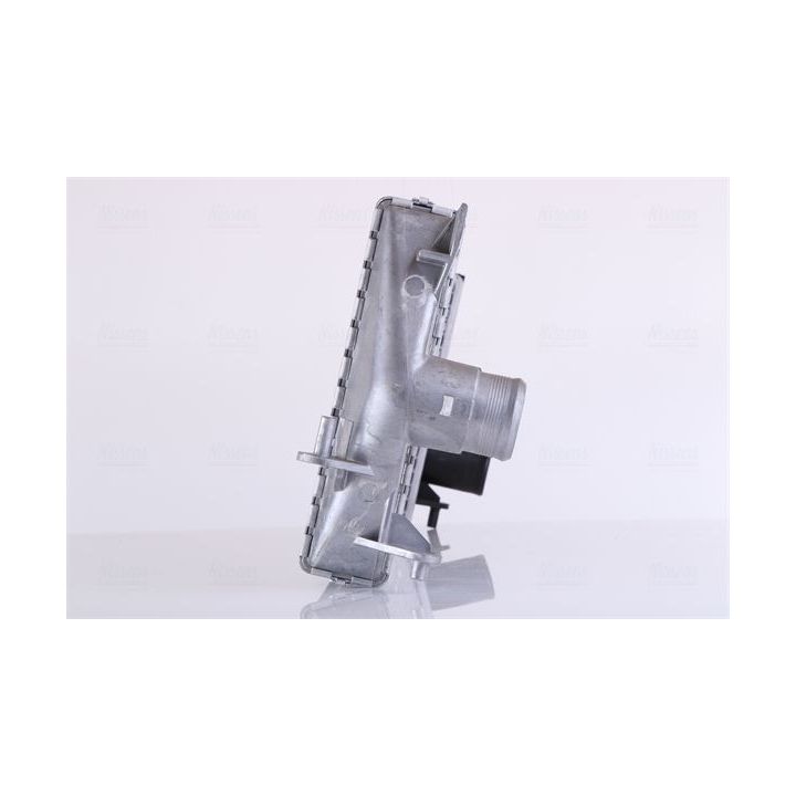 Tarpinis suslėgto oro aušintuvas, kompresorius NISSENS 96225