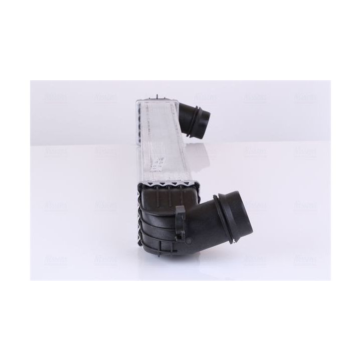 Tarpinis suslėgto oro aušintuvas, kompresorius NISSENS 96397