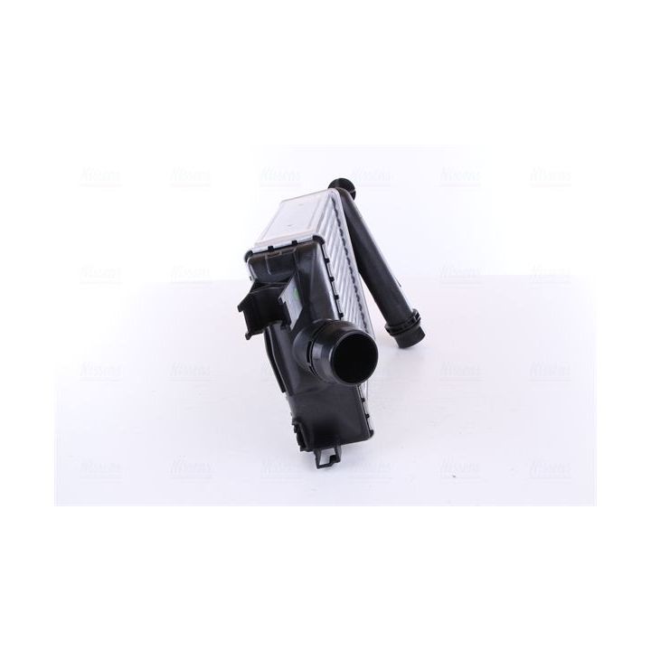 Tarpinis suslėgto oro aušintuvas, kompresorius NISSENS 96529