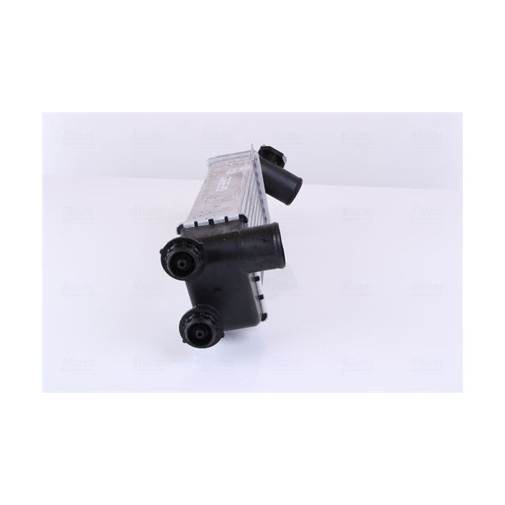 Tarpinis suslėgto oro aušintuvas, kompresorius NISSENS 96562