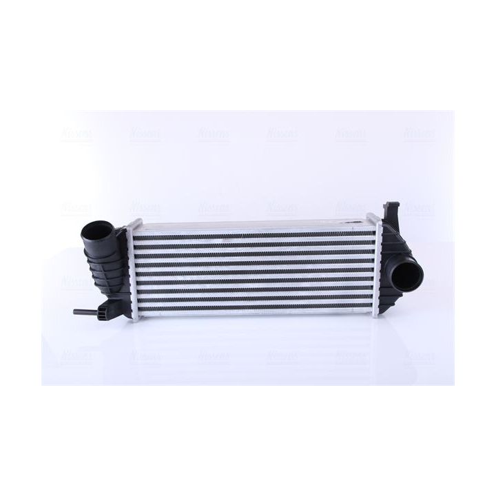 Tarpinis suslėgto oro aušintuvas, kompresorius NISSENS 96572