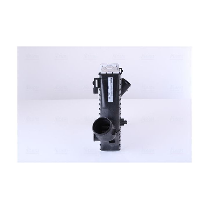 Tarpinis suslėgto oro aušintuvas, kompresorius NISSENS 96579