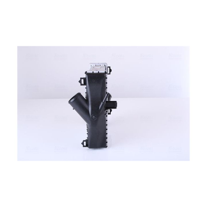 Tarpinis suslėgto oro aušintuvas, kompresorius NISSENS 96579