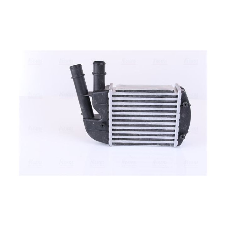 Tarpinis suslėgto oro aušintuvas, kompresorius NISSENS 96673