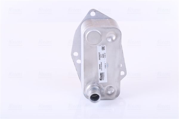 Alyvos aušintuvas, variklio alyva NISSENS 90890