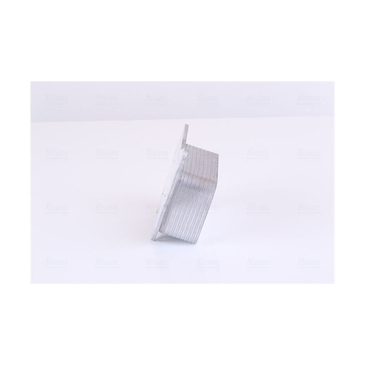 Alyvos aušintuvas, variklio alyva NISSENS 90920