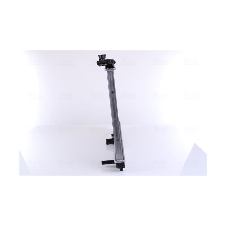 Radiatorius, variklio aušinimas NISSENS 606109