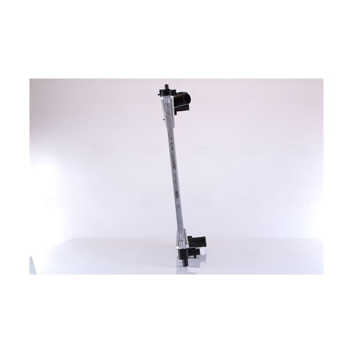 Radiatorius, variklio aušinimas NISSENS 606117