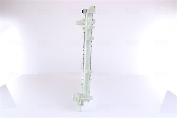 Radiatorius, variklio aušinimas NISSENS 606159