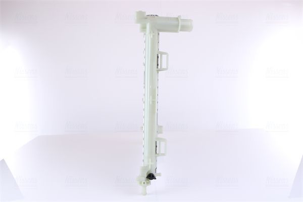 Radiatorius, variklio aušinimas NISSENS 606159