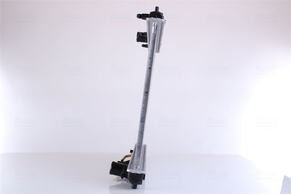 Radiatorius, variklio aušinimas NISSENS 606167