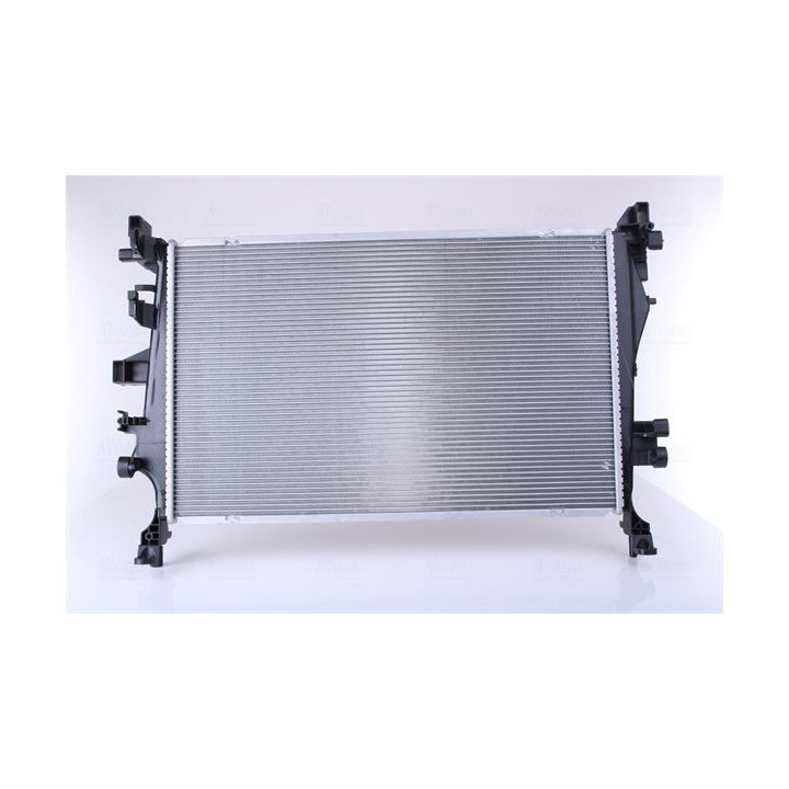 Radiatorius, variklio aušinimas NISSENS 606447