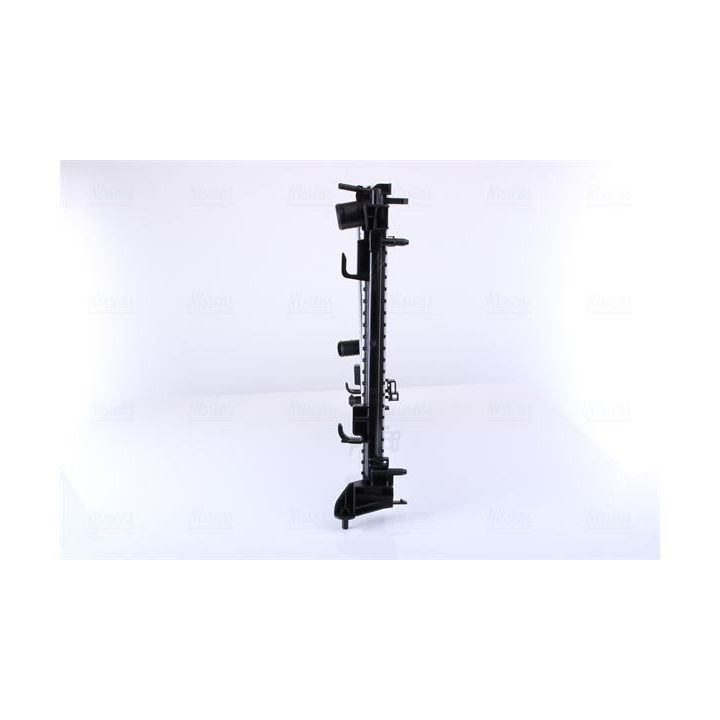 Radiatorius, variklio aušinimas NISSENS 606472