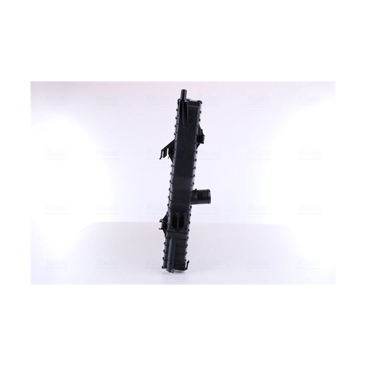 Radiatorius, variklio aušinimas NISSENS 606560