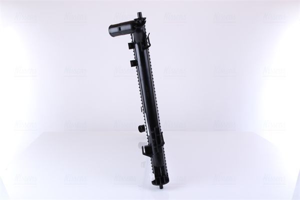 Radiatorius, variklio aušinimas NISSENS 606603