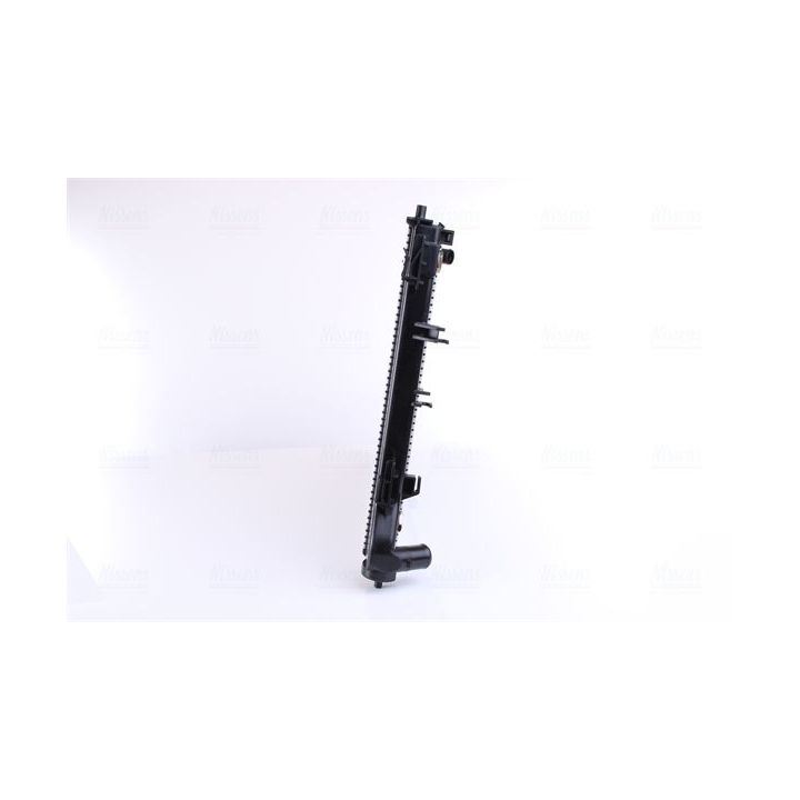 Radiatorius, variklio aušinimas NISSENS 606604