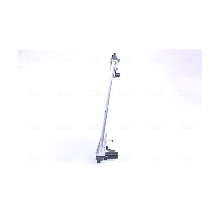 Radiatorius, variklio aušinimas NISSENS 606652