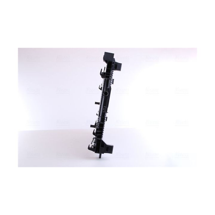 Radiatorius, variklio aušinimas NISSENS 606653