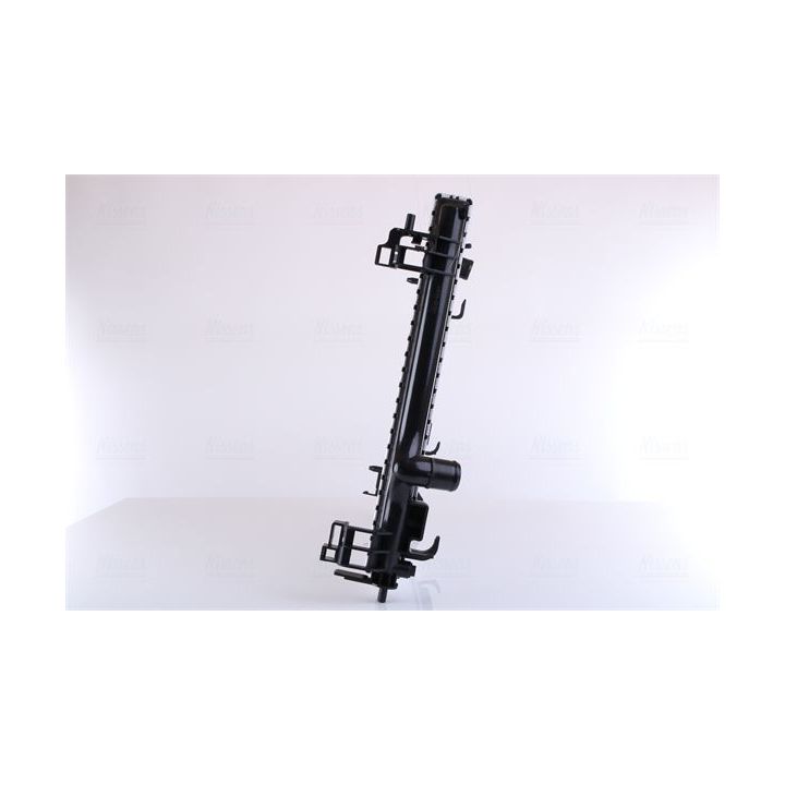 Radiatorius, variklio aušinimas NISSENS 606761