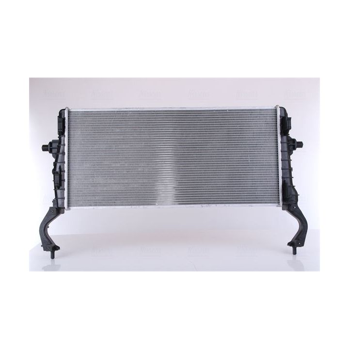 Radiatorius, variklio aušinimas NISSENS 606801