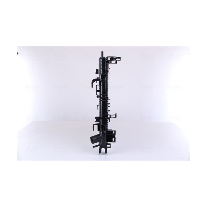 Radiatorius, variklio aušinimas NISSENS 606845