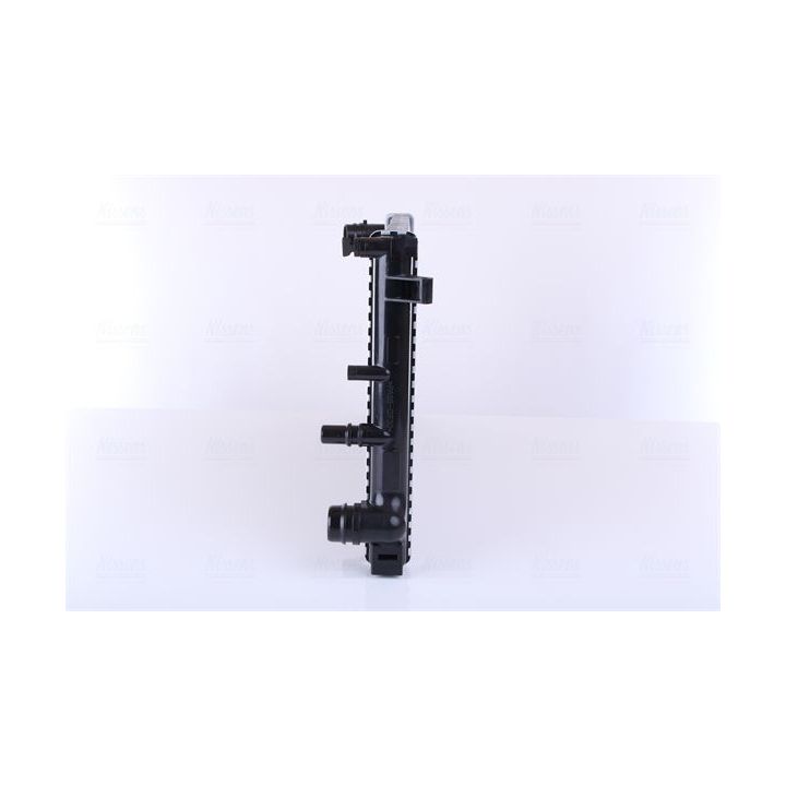 Radiatorius, variklio aušinimas NISSENS 617846