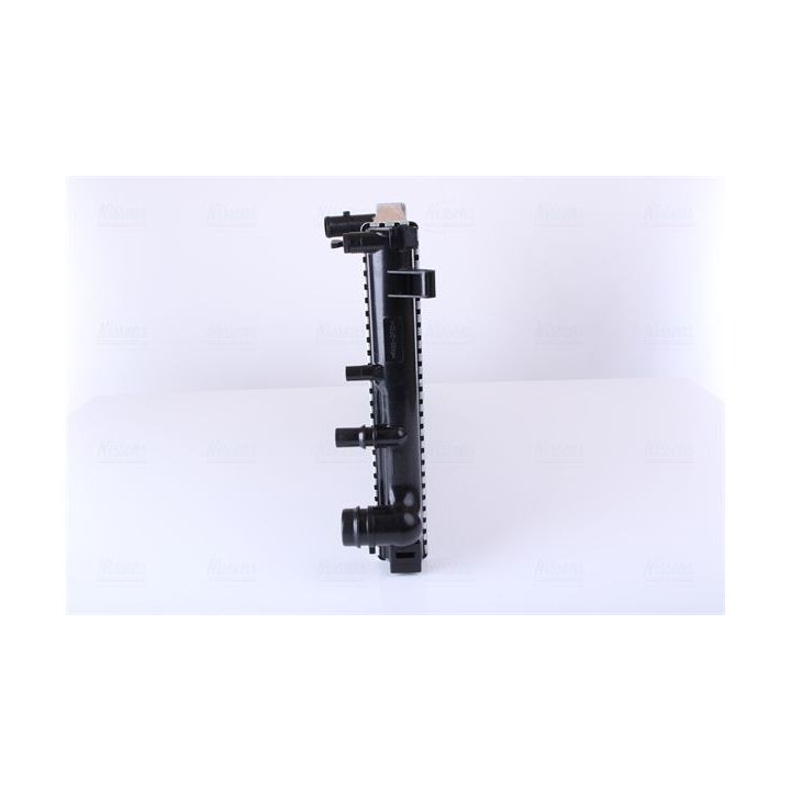 Radiatorius, variklio aušinimas NISSENS 617847