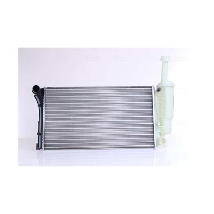 Radiatorius, variklio aušinimas NISSENS 617852