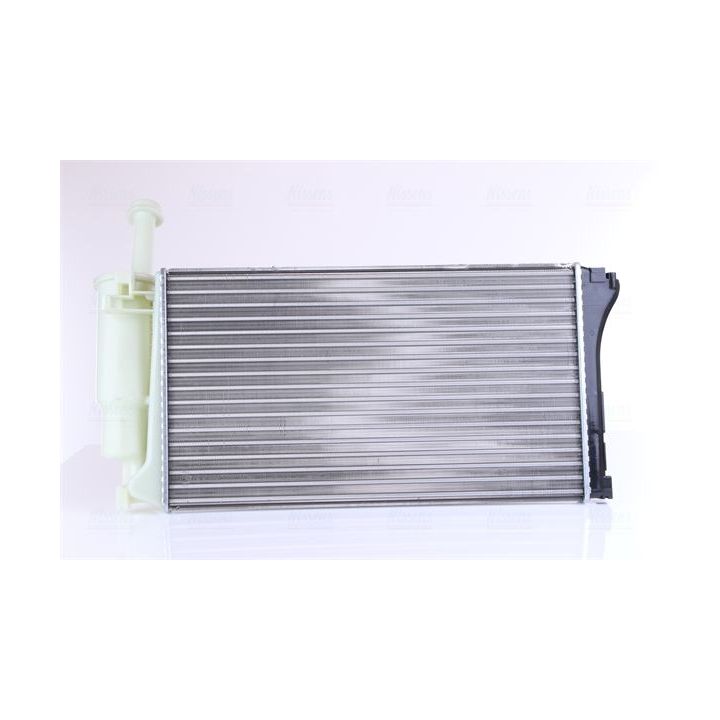 Radiatorius, variklio aušinimas NISSENS 617852