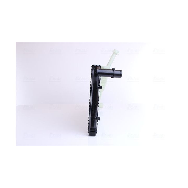 Radiatorius, variklio aušinimas NISSENS 617852