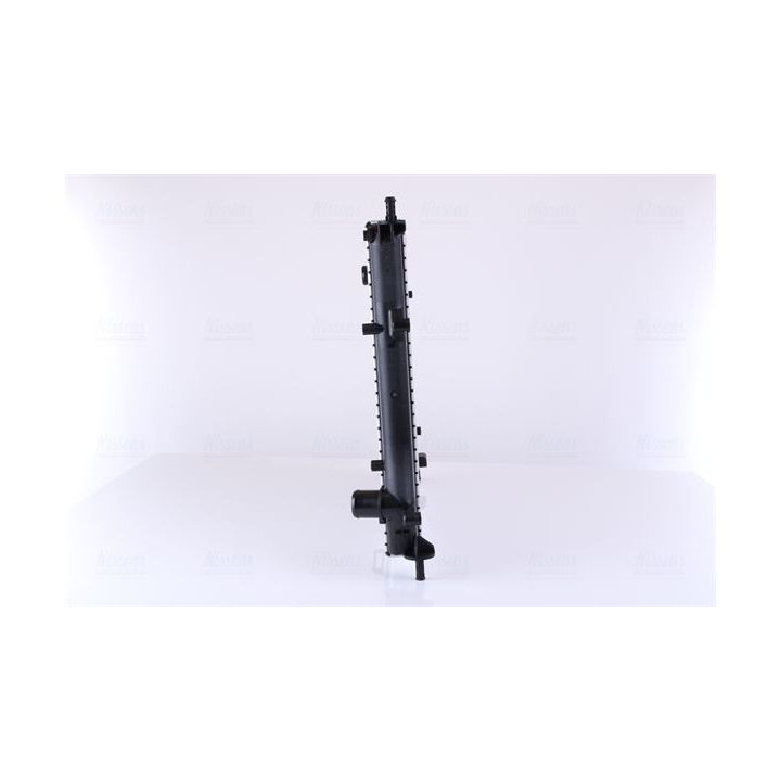 Radiatorius, variklio aušinimas NISSENS 617867