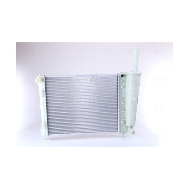 Radiatorius, variklio aušinimas NISSENS 617873