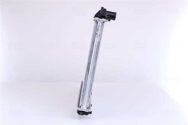 Radiatorius, variklio aušinimas NISSENS 61792A