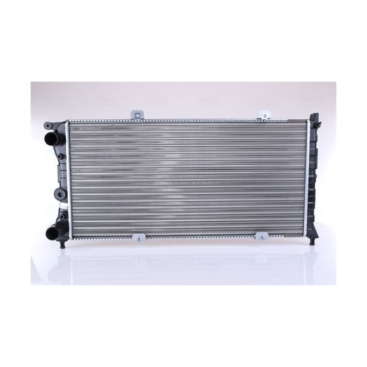 Radiatorius, variklio aušinimas NISSENS 618121