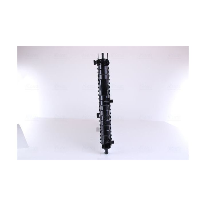 Radiatorius, variklio aušinimas NISSENS 618121