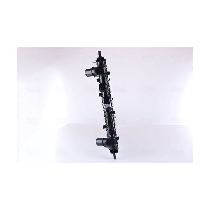 Radiatorius, variklio aušinimas NISSENS 61879A