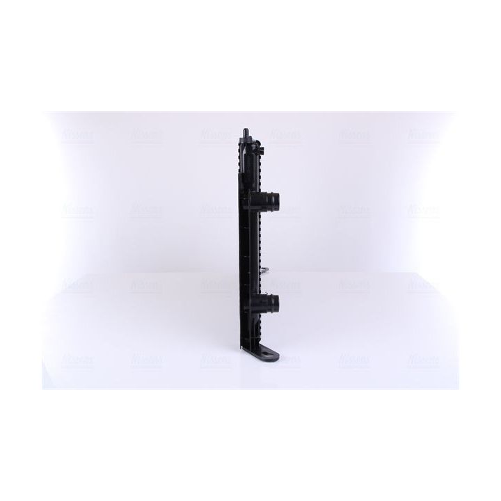 Radiatorius, variklio aušinimas NISSENS 61885A