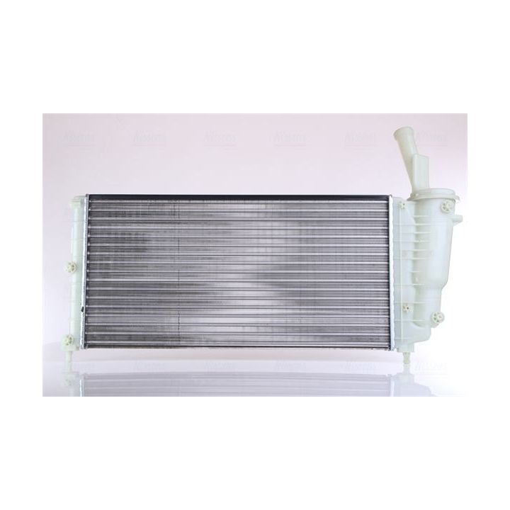 Radiatorius, variklio aušinimas NISSENS 61892