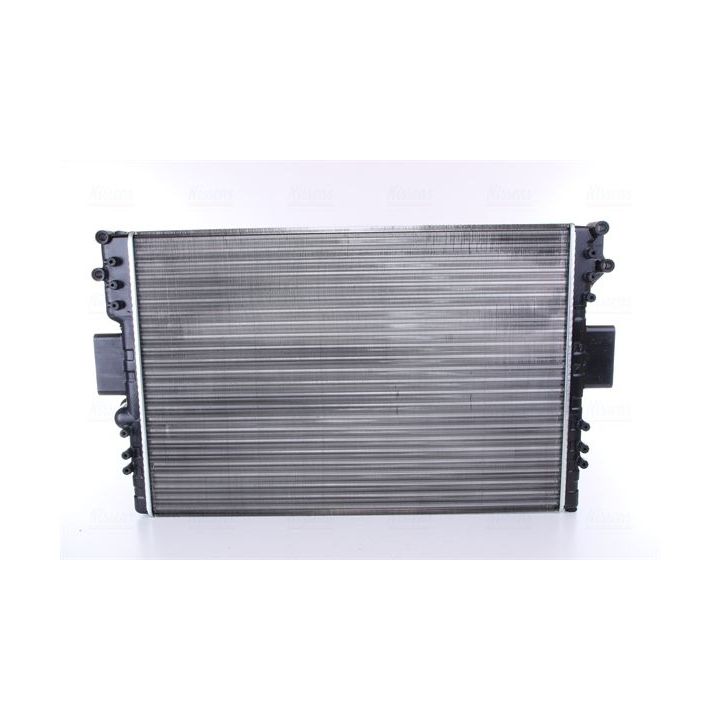 Radiatorius, variklio aušinimas NISSENS 61985