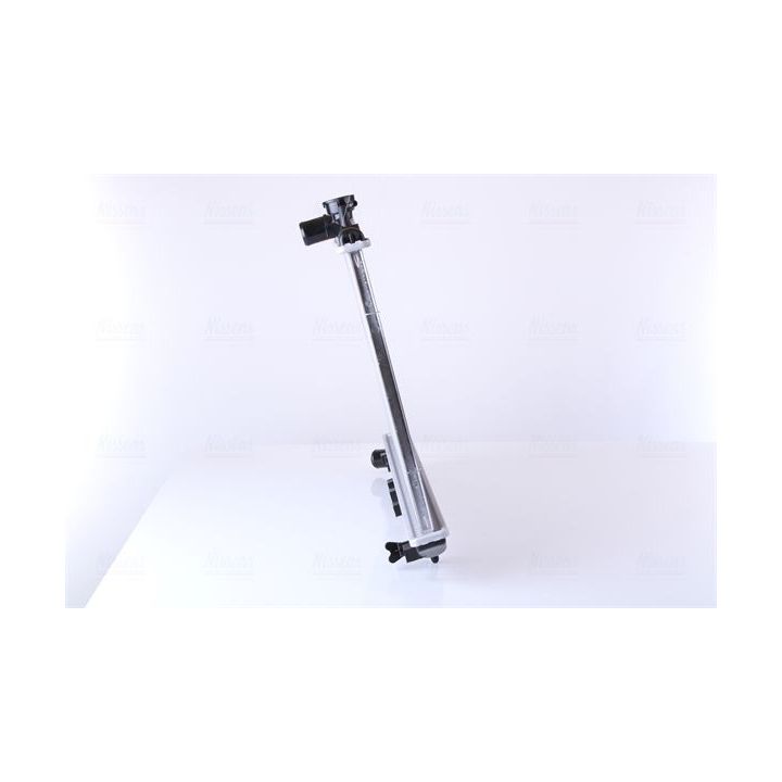 Radiatorius, variklio aušinimas NISSENS 622971